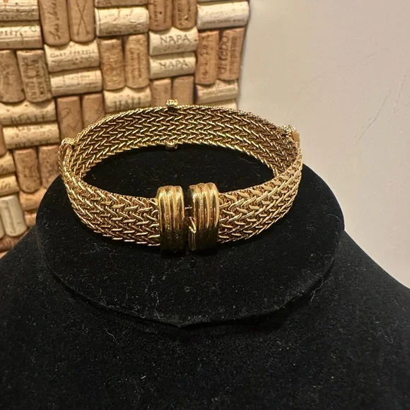 Woven Gold and Rhinestone bracelet NWOT - Picture 3 of 4